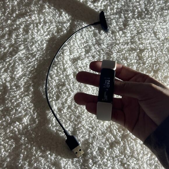Fitbit Fitness Tracker White Band + Charger